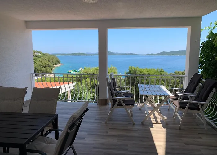 Mimi - Prvi Red Do Mora Apartman Drage