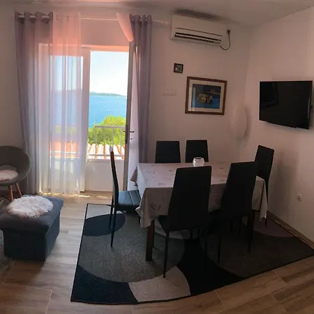 Mimi - Prvi Red Do Mora Διαμέρισμα Drage